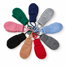 Load image into Gallery viewer, TITTIMITTI cashmere baby and kids’ mittens in nine colors arranged in a circle on a white background