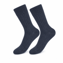 Laden Sie das Bild in den Galerie-Viewer, tittimitti® 75% Extra-Fine Merino Wool &amp; 25% Silk Women's Socks. 1 Pair. Made in Italy.