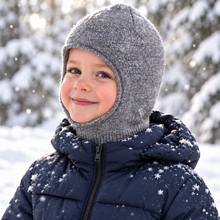 Laden Sie das Bild in den Galerie-Viewer, Kids 100% Virgin Wool Balaclava with Organic Cotton Lining