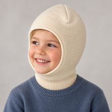 Laden Sie das Bild in den Galerie-Viewer, Kids 100% Virgin Wool Balaclava with Organic Cotton Lining