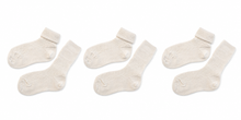 Charger l'image dans la galerie, tittimitti 75% Fine Merino Wool 25% Silk Luxury Kids Socks 3-Pack. Made in Italy.