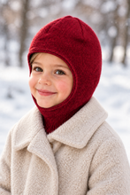 Laden Sie das Bild in den Galerie-Viewer, Kids 100% Virgin Wool Balaclava with Organic Cotton Lining