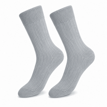Laden Sie das Bild in den Galerie-Viewer, tittimitti® 75% Extra-Fine Merino Wool &amp; 25% Silk Women's Socks. 1 Pair. Made in Italy.