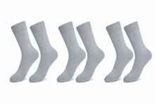 Laden Sie das Bild in den Galerie-Viewer, tittimitti® 75% Extra-Fine Merino Wool &amp; 25% Silk Men's Socks. 3 Pairs. Made in Italy.